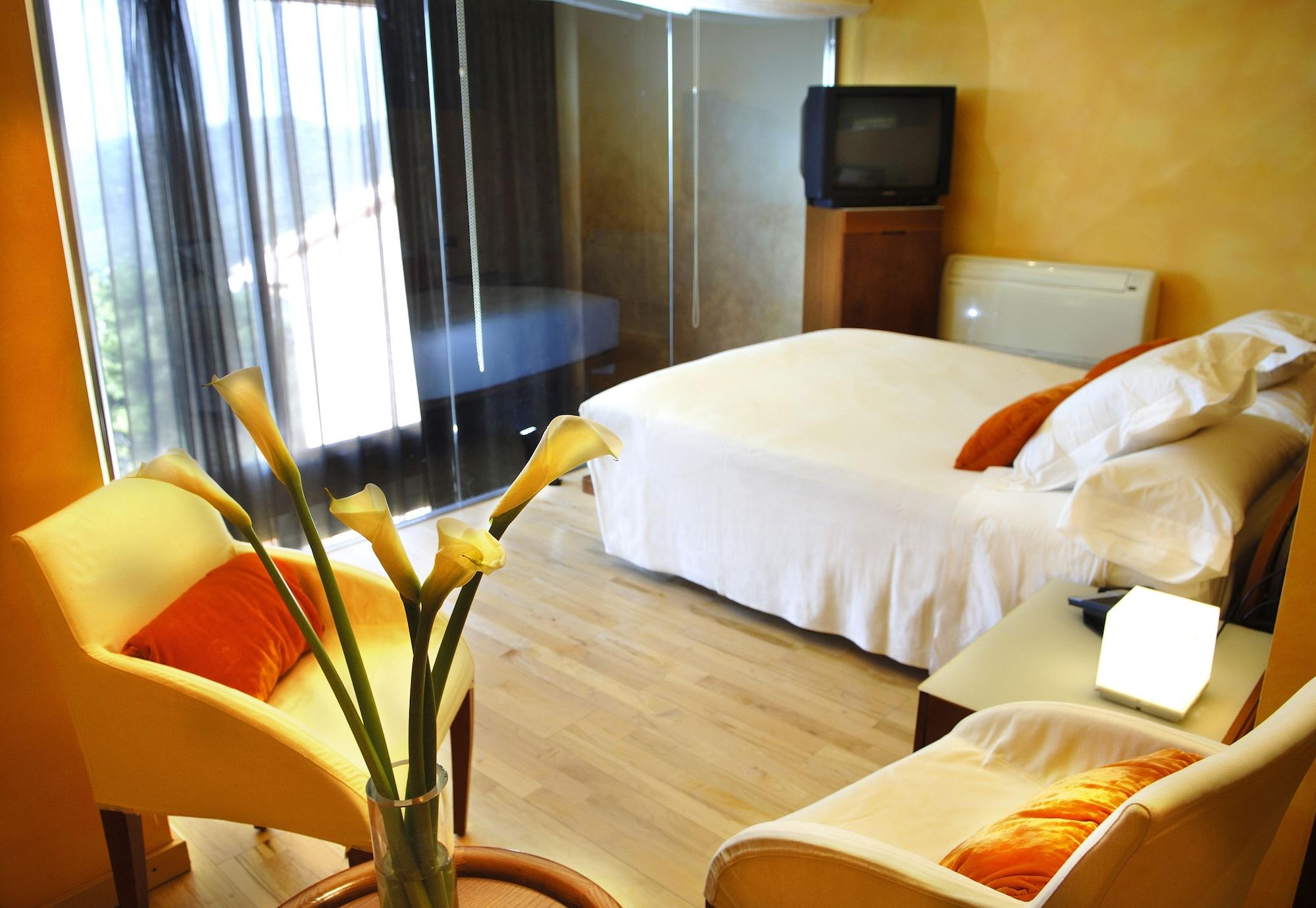 Boutique Hotel Urbisol Calders Exteriér fotografie